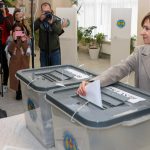 Referendum Republica Moldova: scor extrem de strâns. Tabăra putinistă se opune aderării la Uniunea Europeană. Maia Sandu acuză o fraudă fără precedent 