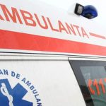 Accident rutier provocat de un șofer de ambulanță băut. Bărbatul a pierdut controlul volanului