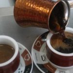 De ce nu este sănătoasă cafeau la ibric? Ce truc poți folosi că să reduci riscul pentru sănătate