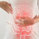 6 simptome comune ale cancerului de colon la tineri. Sfatul medicilor