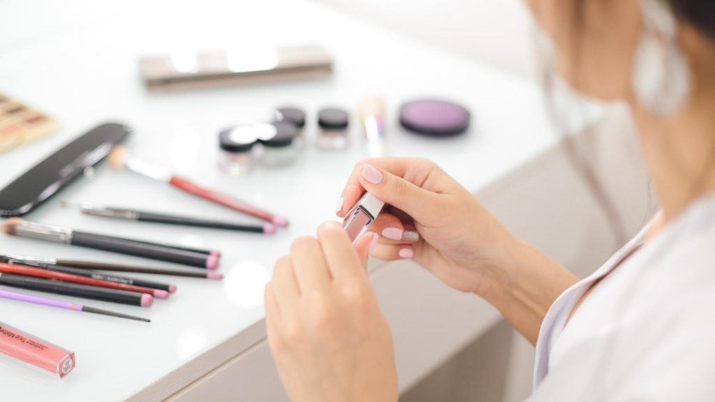 7 lucruri din bucătărie întrebuințate cu succes în cosmetică