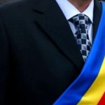 Scandal la PRIMĂRIE! Secretara îl acuză pe primar de agresiune chiar în incinta instituției