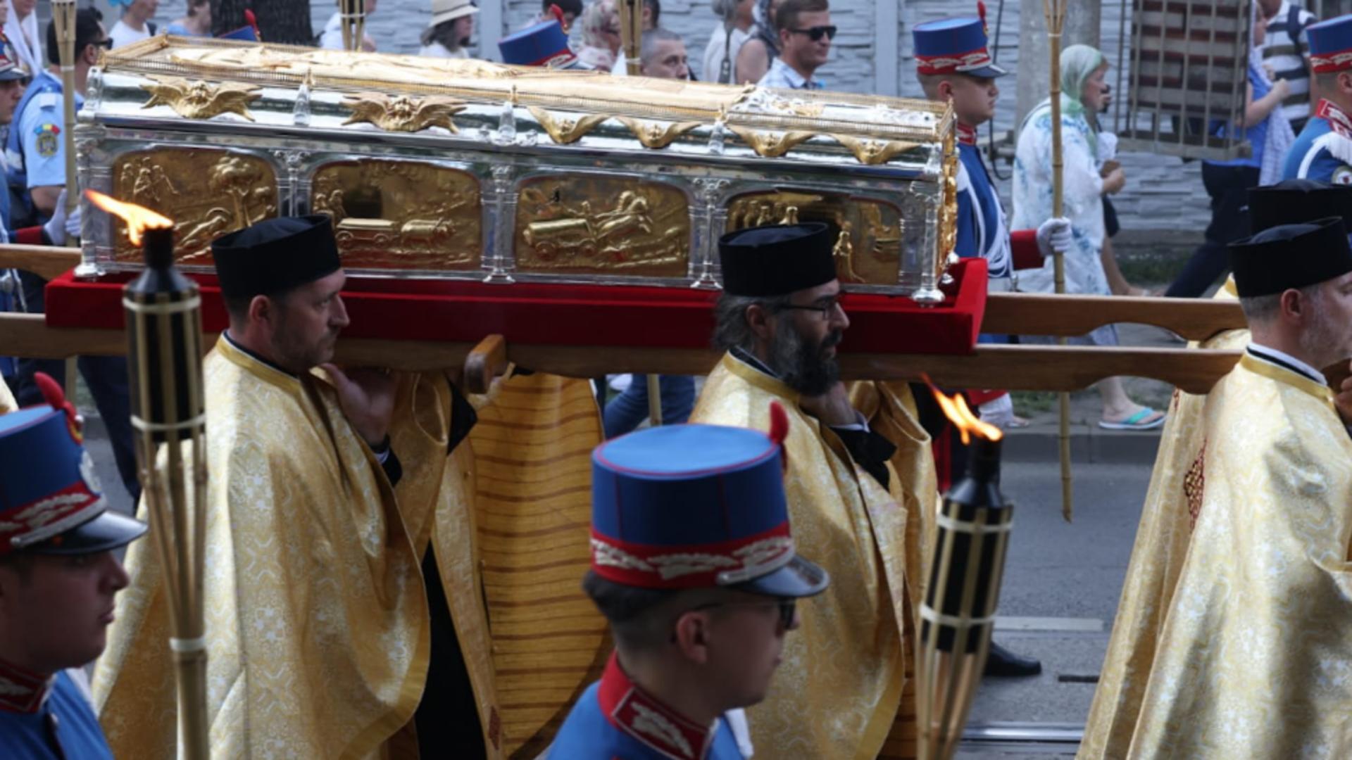 Procesiune religioasă în București, cu moaştele a cinci sfinți. Programul sărbătorii Sfântului Dimitrie cel Nou