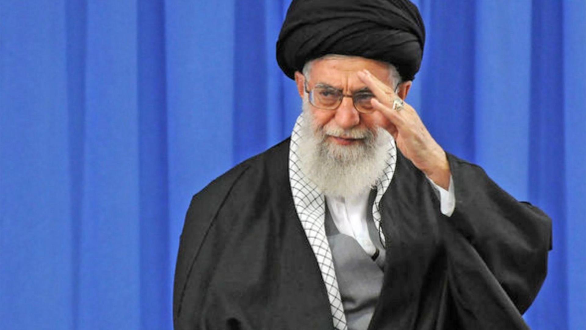 Cum deplânge ayatollahul Ali Khamenei moartea liderului Hamas, Yahya Sinwar. „Pierderea lui este cu siguranţă dureroasă pentru Axa Rezistenţei”