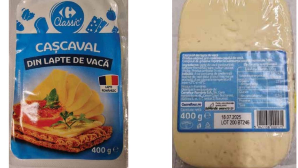 Alertă alimentară! Un lot de cașcaval contaminat cu Listeria, RETRAS din magazinele Carrefour. Ce sunt sfătuiți oamenii să facă