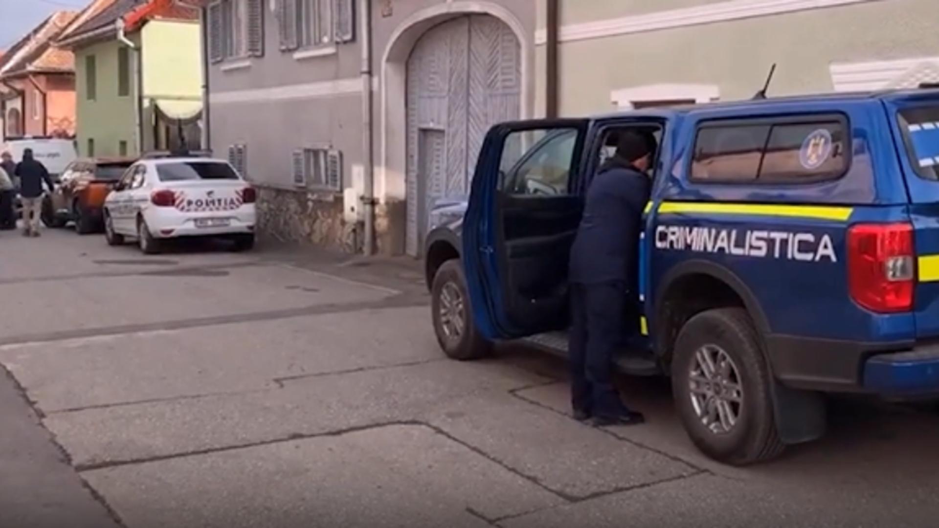 Filmul crimei șocante din comuna Rășinari, județul Sibiu. Apropiații criminalului spun că acesta devenea agresiv când bea