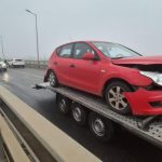 Carambol pe o șosea din Alba Iulia, din cauza poleiului: trafic îngreunat – 16 mașini, făcute praf!