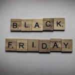 Black Friday 2024: De ce românii achiziționează produse neesențiale pe care nu le folosesc? Cum influențează FOMO cumpărăturile