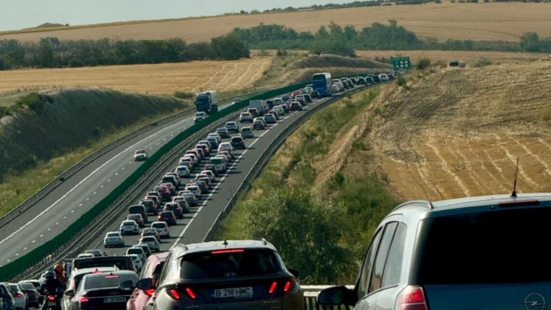 Cod Rutier 2024. Cât e amenda pentru nerespectarea distanței între vehicule pe autostradă