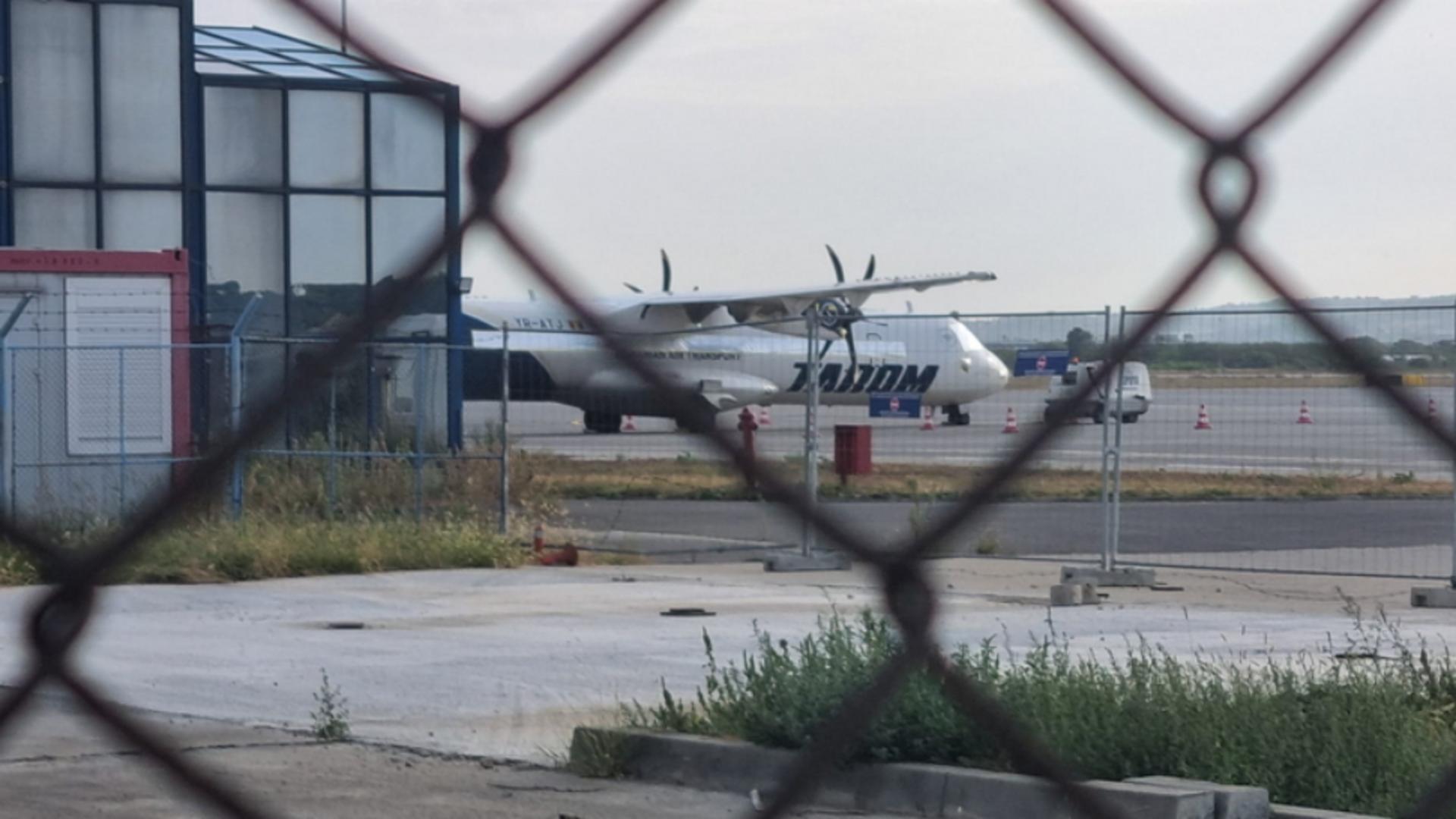 Tarom funcționează în regim de avarie. Compania a avut nevoie de 111 zile să repare o aeronavă nouă și a pierdut 1.000.000 de euro