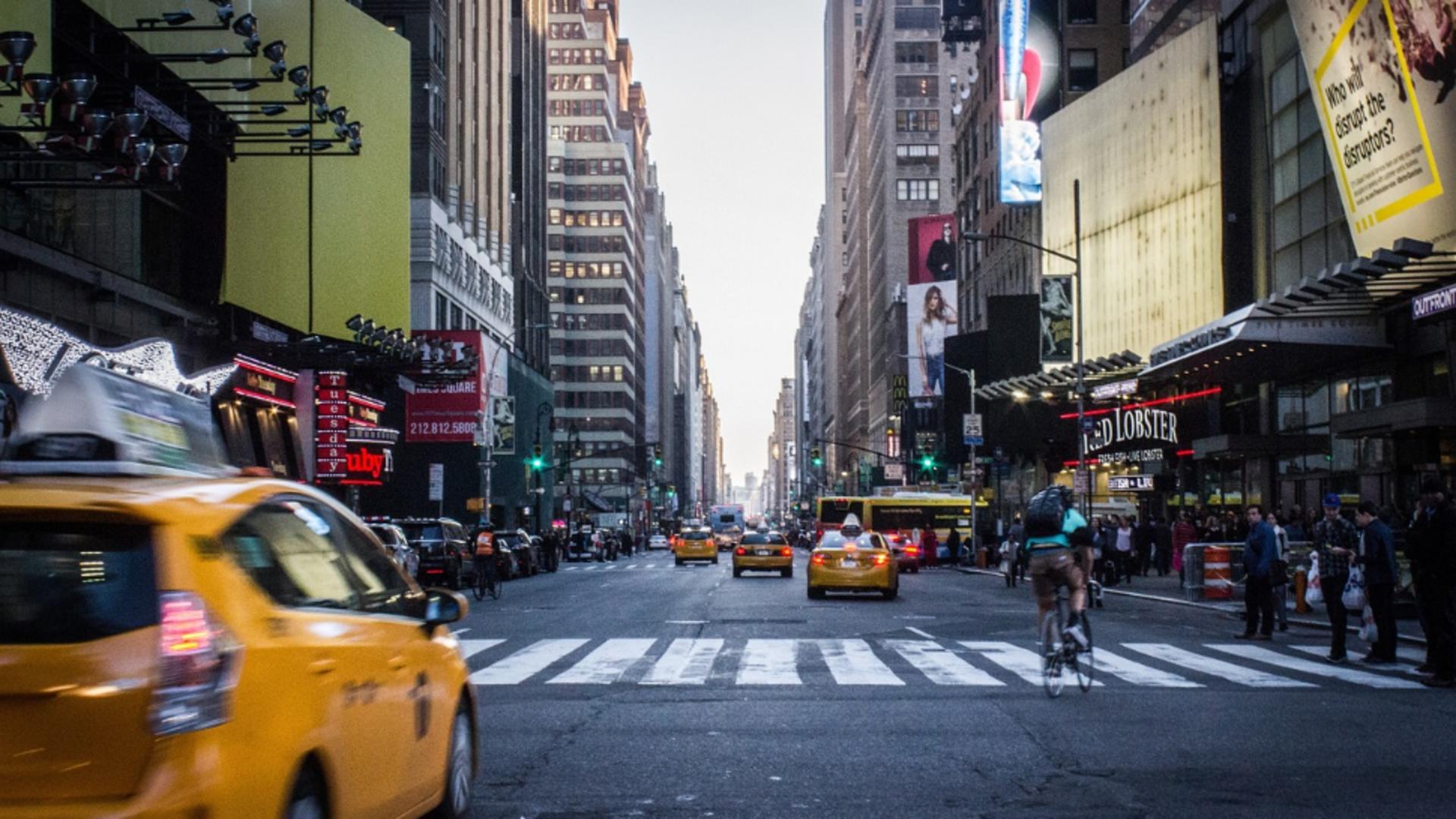 Cât de scumpă e viața în New York. Dezvăluirile românilor