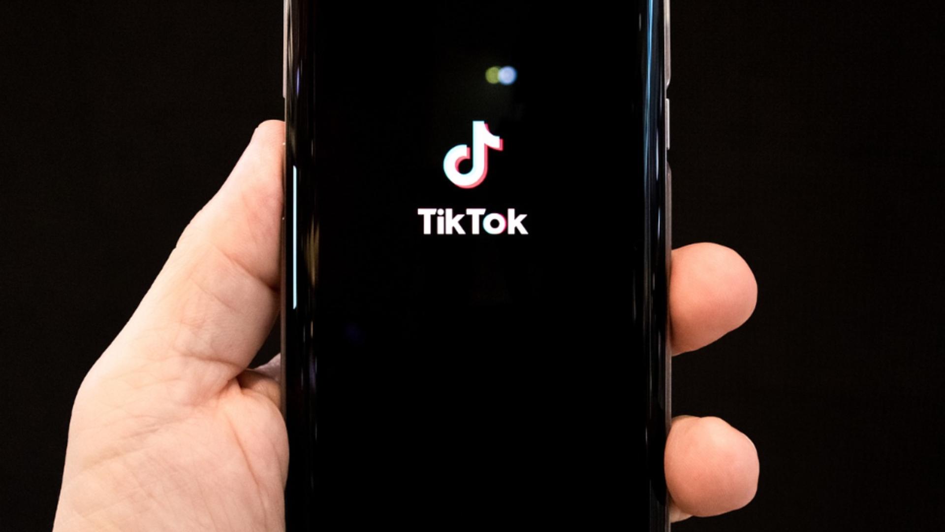 Războiul de la prezidențiale continuă. DNSC i-a avertizat de anul trecut pe români cu privire la TikTok