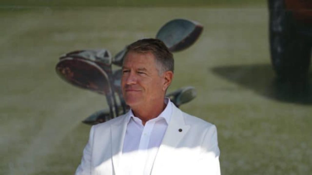 Ce lasă Iohannis românilor după zece ani de mandat? Vile de protocol cu terenuri de golf uriașe – VIDEO