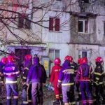 Urmările exploziei din blocul de la Bacău: 25 dintre persoanele evacuate, mutate la Baza Letea, alte 14 merg la rude