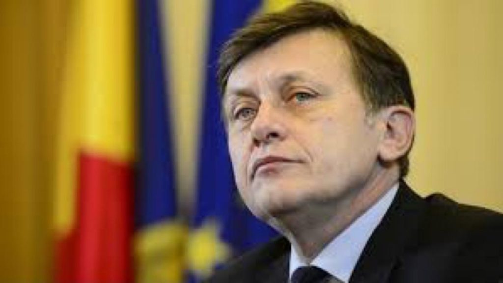 SURSE: Crin Antonescu, candidat comun al coaliției la prezidențiale