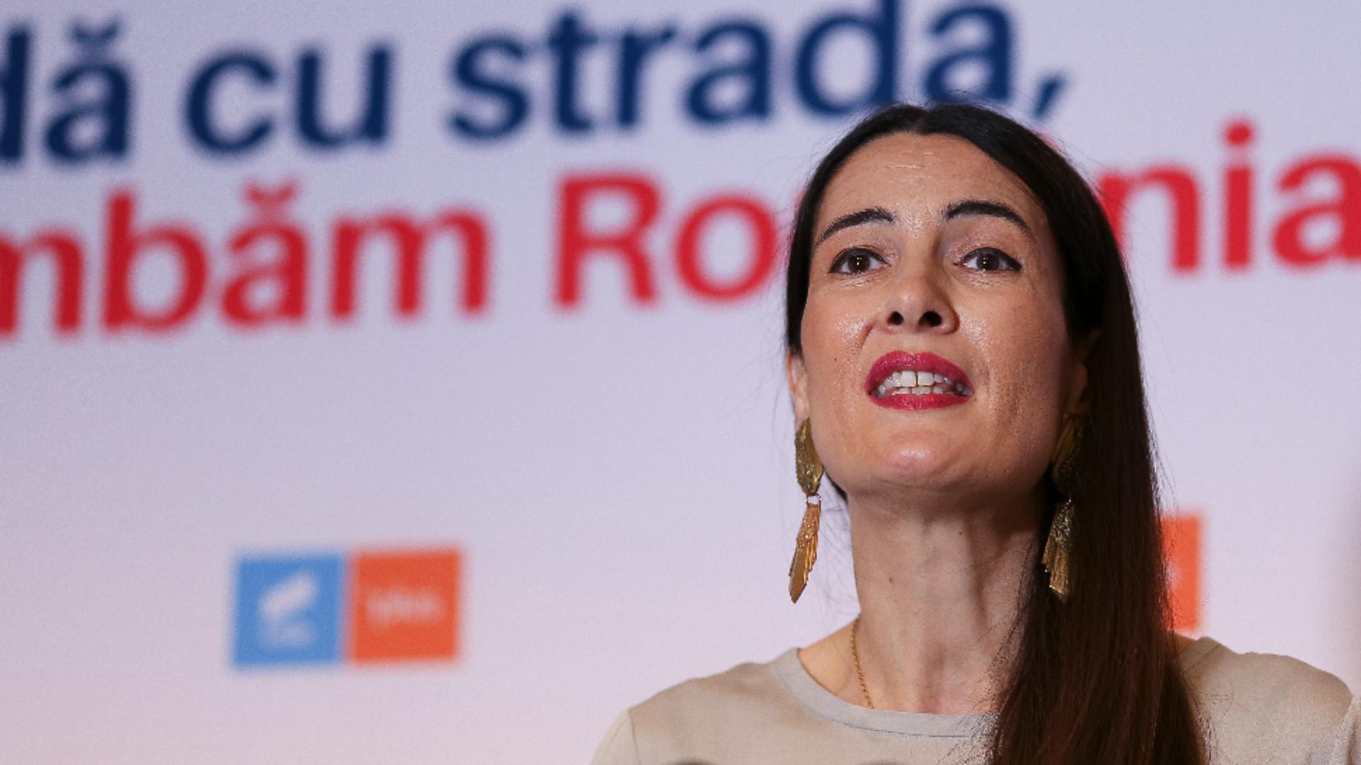 Lovitură pentru Clotilde Armand. Fosta primăriță nu poate fi validată SENATOR, după ce a fost declarată incompatibilă