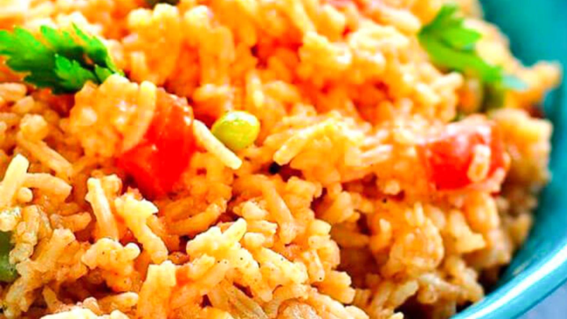 Pilaf cu gust de copilărie. Cum pregătim cel mai îndrăgit preparat exact ca la bunica. Ingredientul pe care trebuie să-l adaugi pentru mai multă savoare