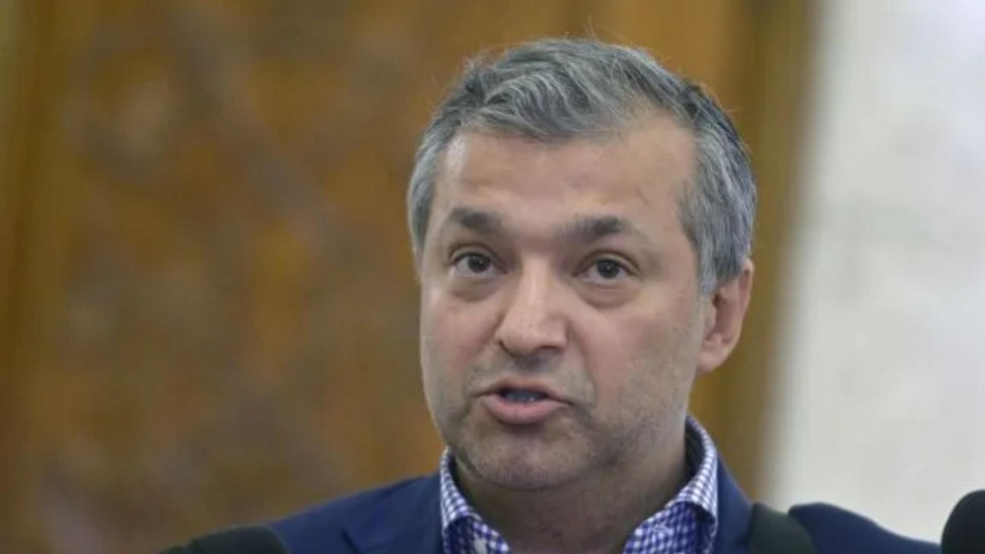Bobby Păunescu, dezvăluiri incendiare despre dosarul Dan Andronic EVZ-Capital: ce jocuri murdare face „omul lui Coldea”? Obsesia SISTEMULUI pentru Realitatea – cine a vrut „să potolească” TELEVIZIUNEA POPORULUI?