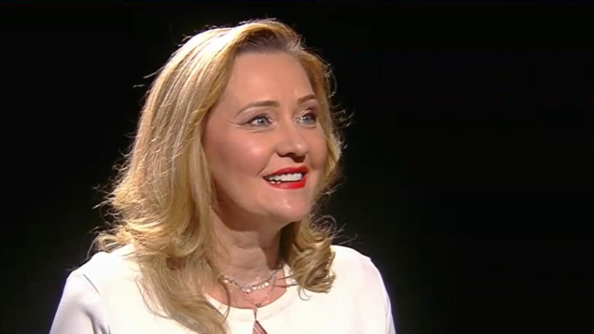 Elena Lasconi a ajuns la Guvern. USR nu mai boicotează negocierile pentru formarea noului Executiv