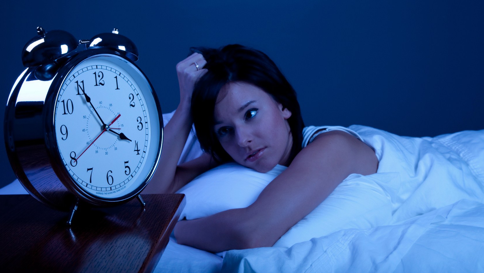 Leacul pentru insomnie, la îndemâna oricui! Cum ne ajută Kiwi împotriva nopților nedormite: efecte uluitoare