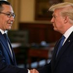 Detaliul hilar din așa-zisa poză cu Ponta și Trump care dă de gol un mare FAKE NEWS. Ce anume trădează amestecul inteligenței artificiale