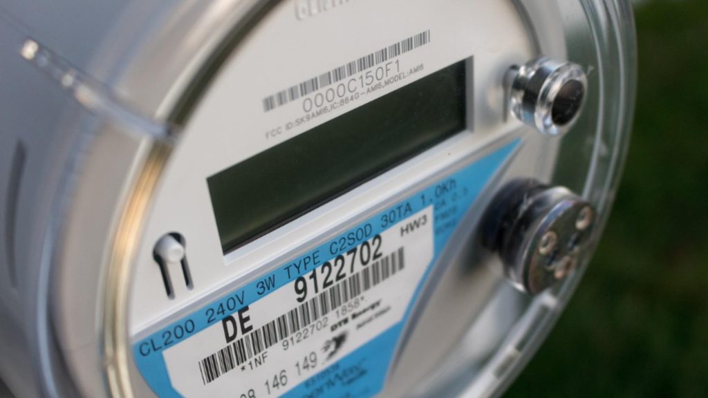 Cât consumă un calorifer electric pe lună și cum poți calcula costurile exacte. Află câți bani vei scoate din buzunar pentru facturile la curent