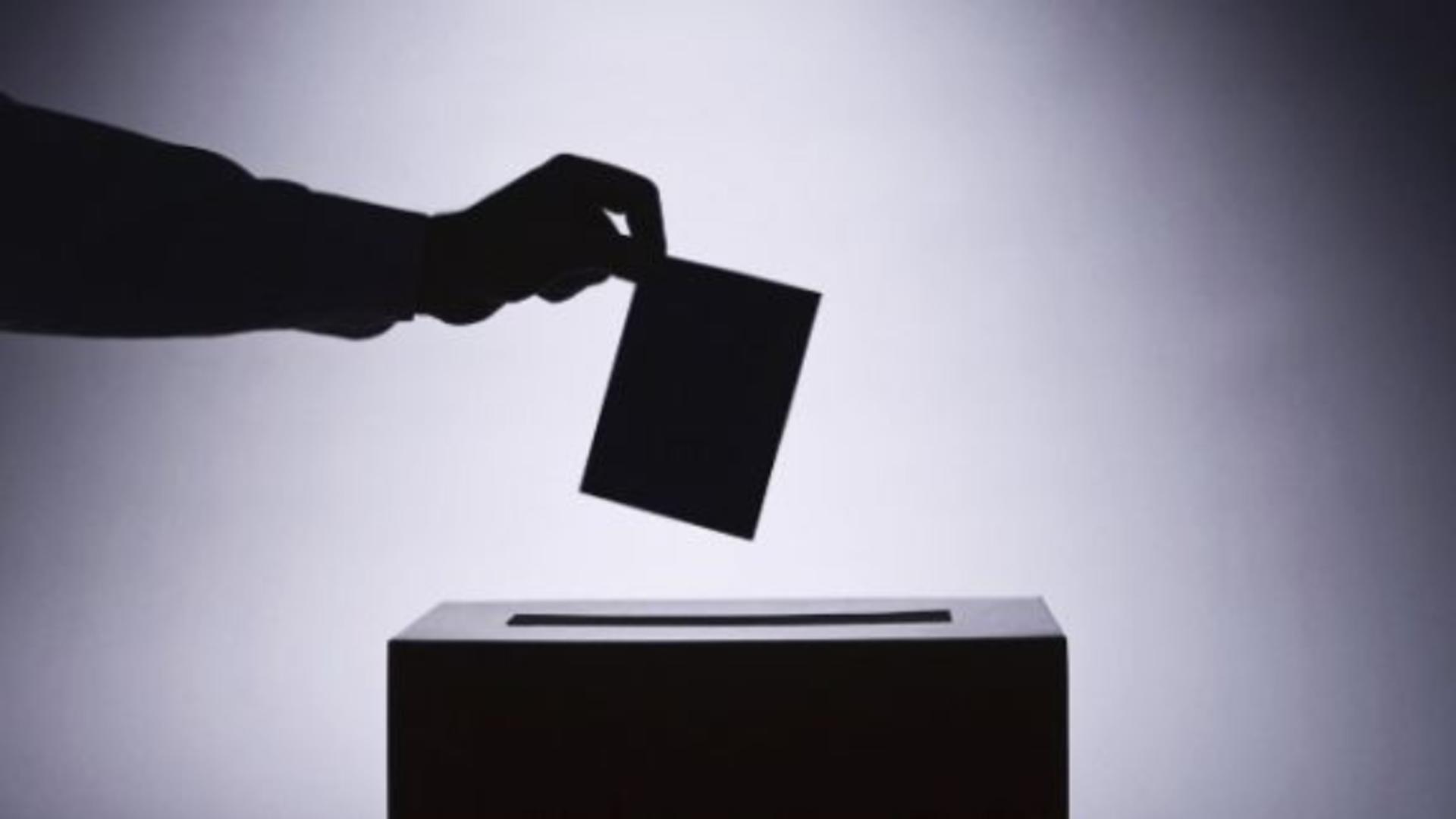 Singurul primar din România care nu a votat la alegerile din 1 decembrie. NU are voie!