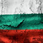 Bulgaria, lovită financiar din două părți, anunță concedieri în masă. Retrageri ale investitorilor străini