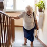 Primele semne de Alzheimer se văd atunci când urci scările. La ce trebuie să fii atent – semnalul de alarmă al doctorilor