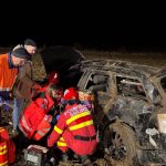 Accident grav pe DN1. Un om a fost prins sub un autoturism răsturnat