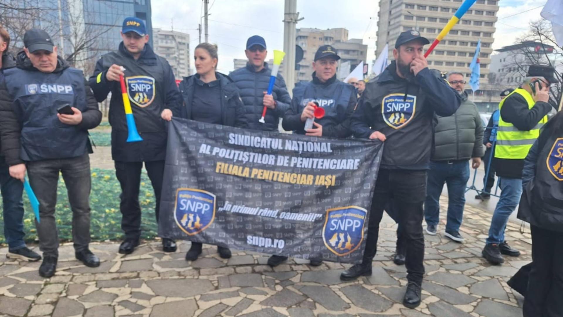 Proteste de amploare, în fața penitenciarelor din țară: „Guvernul este surd la nevoile și problemele reale din structura de apărare”