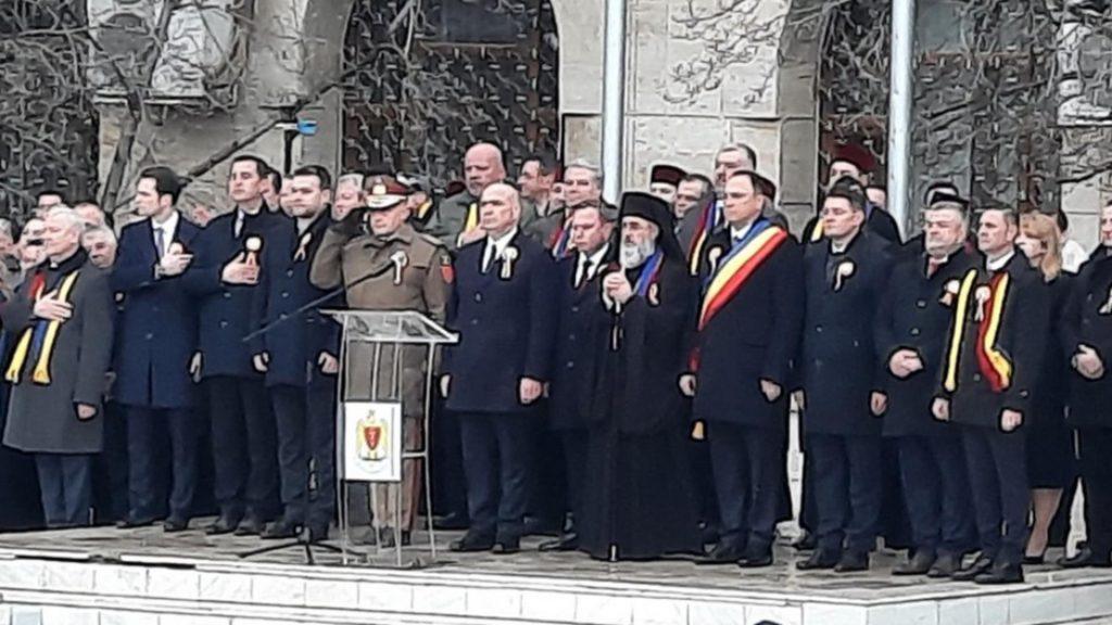 Bolojan, singurul politician de la vârful puterii care a participat la manifestările Unirii, HUIDUIT la Focșani – VIDEO