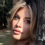 Loredana Groza, din nou, ținta ironiilor în mediul online. Fanii o acuză că își editează excesiv fotografiile