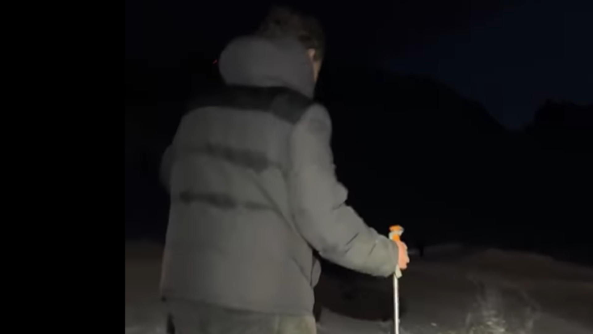 Grup de turiști străini, recuperat de pe munte de salvamontiști. Au urcat către Bâlea Lac fără echipament adecvat VIDEO
