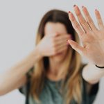 Tipuri de oameni toxici pe care trebuie să-i eviți. De cine trebuie să te ferești și de ce