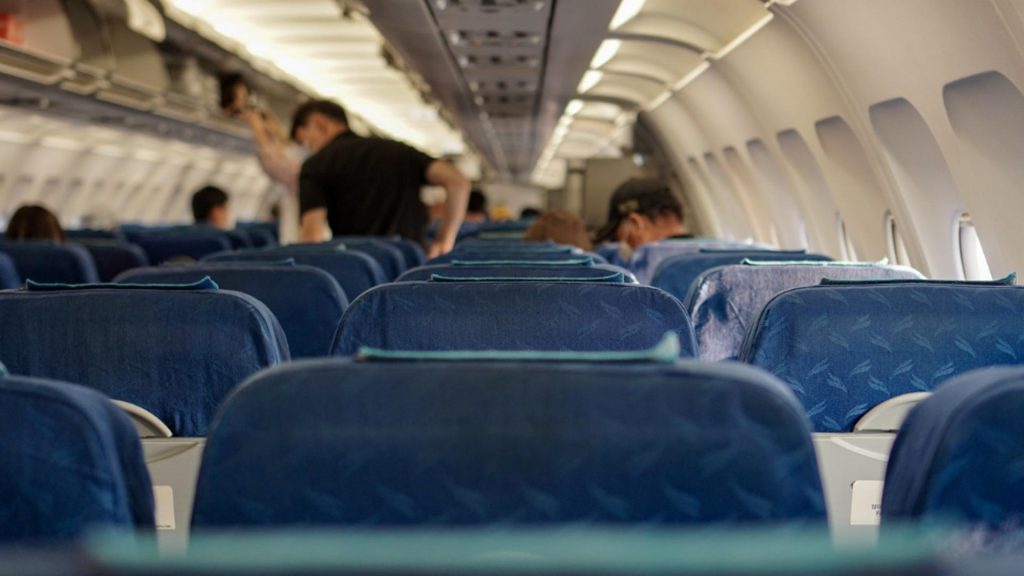 Românii, fără vize în Statele Unite ale Americii. Cât costă cel mai IEFTIN bilet de avion până în SUA