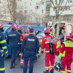 INCENDIU cu degajare mare de fum într-un bloc din Galați. O persoană, transportată la spital cu arsuri