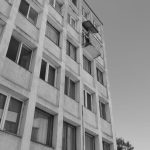 Un bărbat din Giurgiu a vândut 30 de garsoniere care nu erau ale lui. Cum a reușit să îi păcălească pe cumpărători