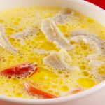 Ce ingrediente conține, de fapt, ciorba de burtă preparată în restaurante. Mulți români comandă acest fel de mâncare fără să știe adevărul