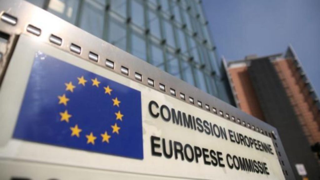 Comisia Europeană ne trage de ruechi că nu aplicăm reduceri ale TVA la alimente și medicamente