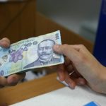 Românii nu scapă de ratele uriașe, iar numărul restanțierilor crește. Un sfert de milion de români au datorii la bănci