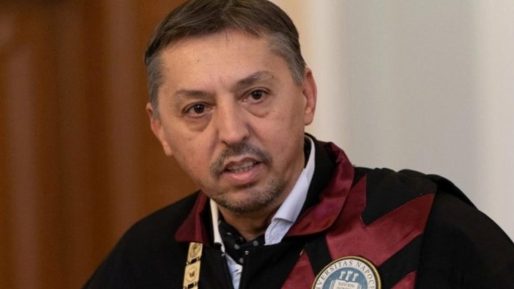 Cum vrea ministrul Daniel David să țină DROGURILE departe de școli și de elevi: Prevenţia trebuie făcută de specialişti