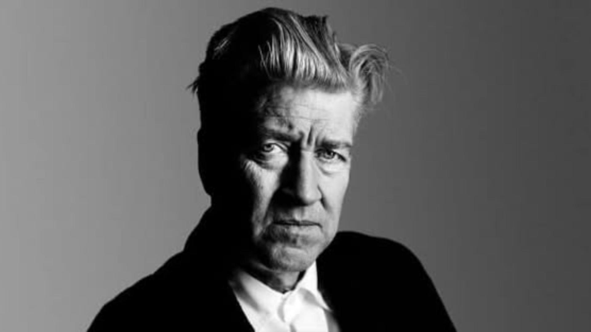 A murit legendarul regizor David Lynch, creatorul serialului-cult „Twin Peaks”