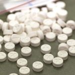 Aproape 5000 de comprimate de ecstasy, aduse în România de doi traficanți din Olanda. Unde erau ascunde DROGURILE