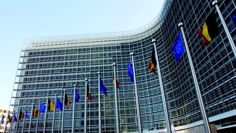 UE se declară deschisă negocierilor cu Trump, după o perioadă marcată de tensiuni și conflicte comerciale