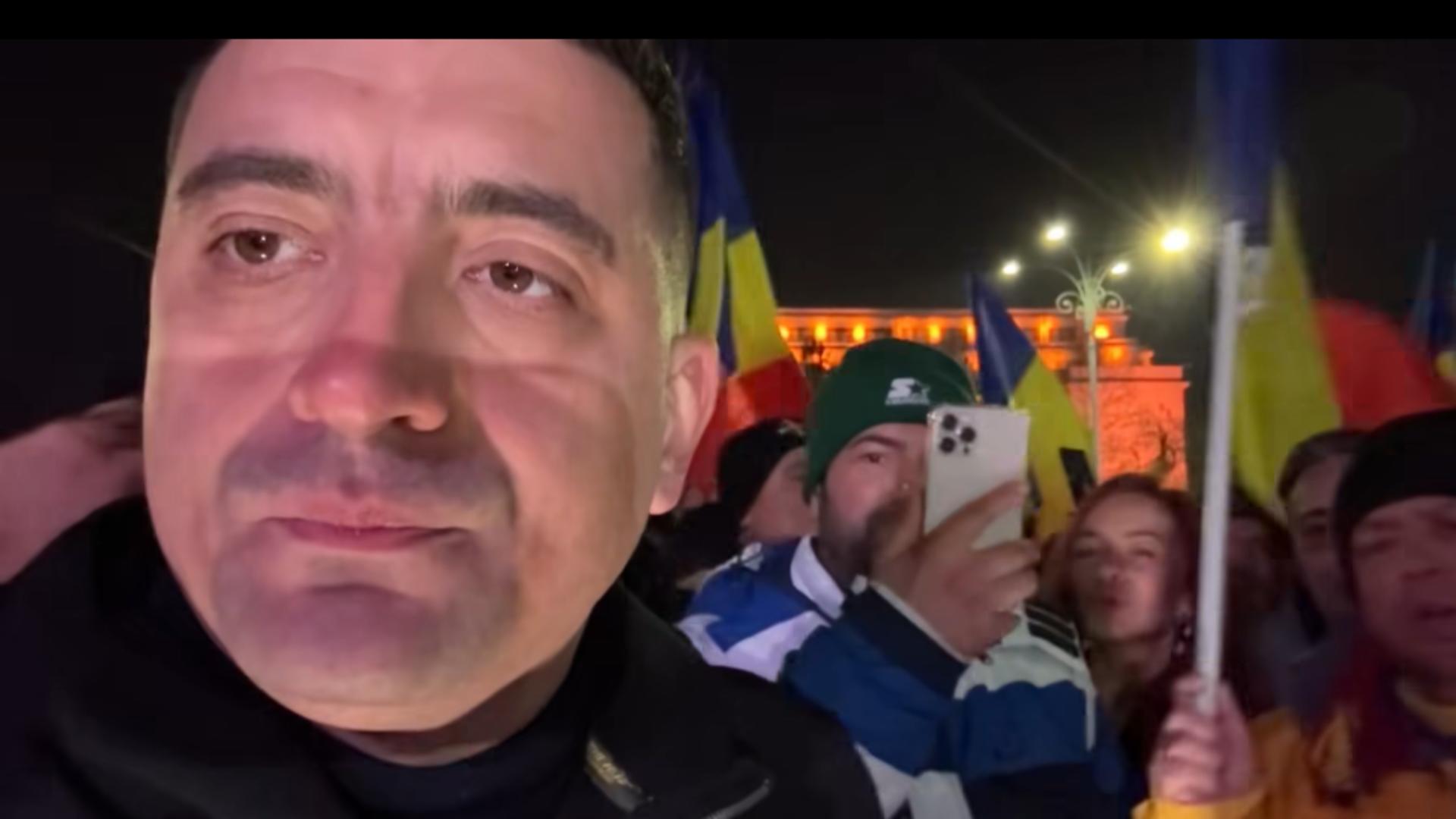 George Simion, în mijlocul protestatarilor din Piața Victoriei: Și-au bătut joc de români, luptăm până la capăt