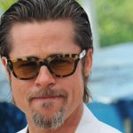Metoda „Brad Pitt” a lăsat o femeie fără 830.000 de euro! Cum a ajuns victima să creadă că a început o relație online cu celebrul actor: povestea este halucinantă