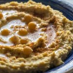 Humus FĂRĂ tahini, o gustare care nu ar trebui să lipsească de pe masa ta la micul dejun