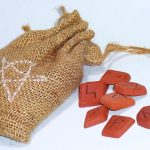 Etalarea runelor, 1 ianuarie 2025. Ce mesaje îți transmite universul, în funcție de zodie