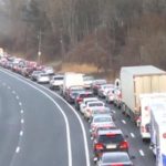 Trafic de coșmar pe Valea Prahovei, pe sensul de mers dinspre Ploieşti spre Braşov. Ce RUTE ALTERNATIVE recomandă Poliția